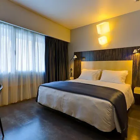 Alif Avenidas Hotel