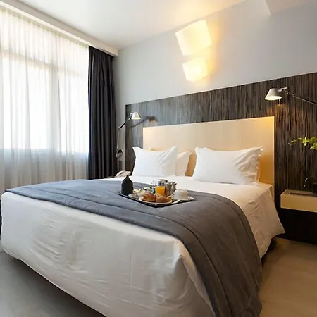 Alif Avenidas Hotel