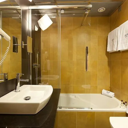 Alif Avenidas 4* Lissabon