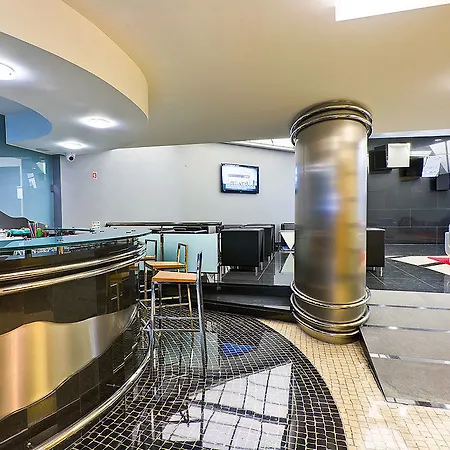 Alif Avenidas מלון ליסבון