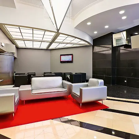 Alif Avenidas 4* ליסבון