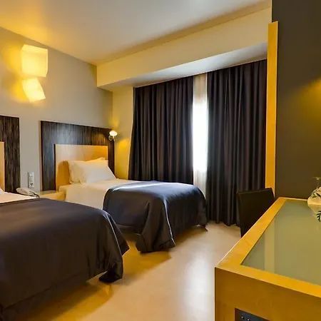 Alif Avenidas 4* Lisbona