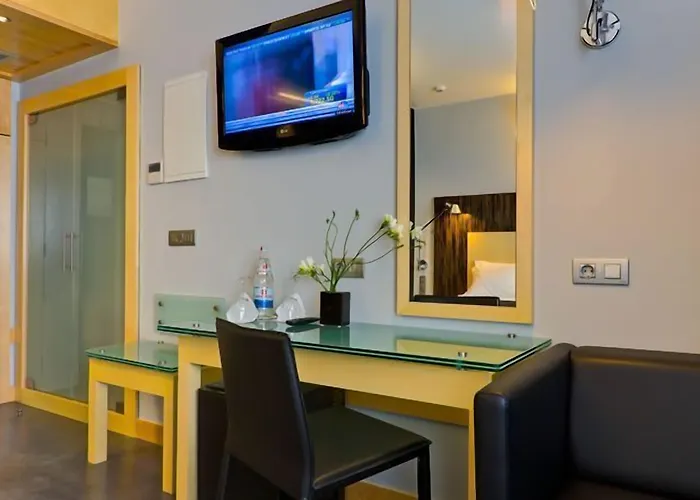 Alif Avenidas 4* Lizbona